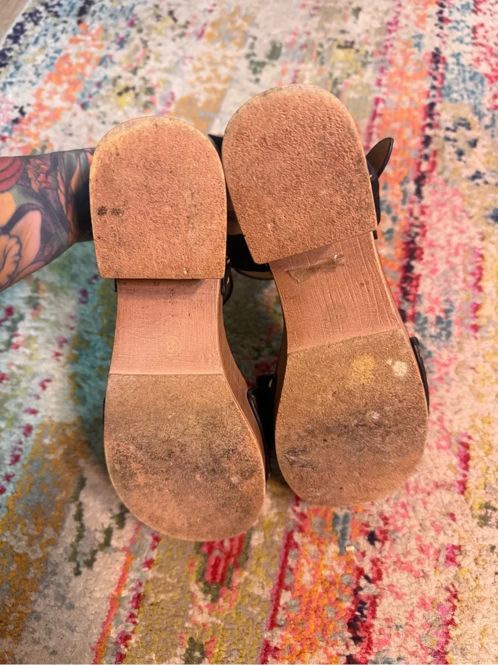 Source Unknown Black Suede-Look Wedge Sandals with Brown Wood Platform size 8